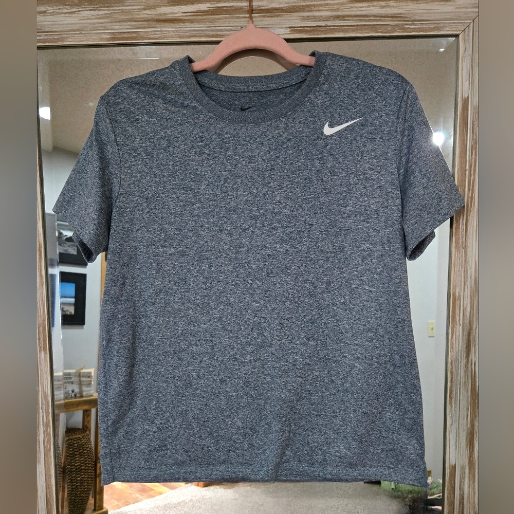 Nike Dri Fit Heather Gray Short Sleeve Tee